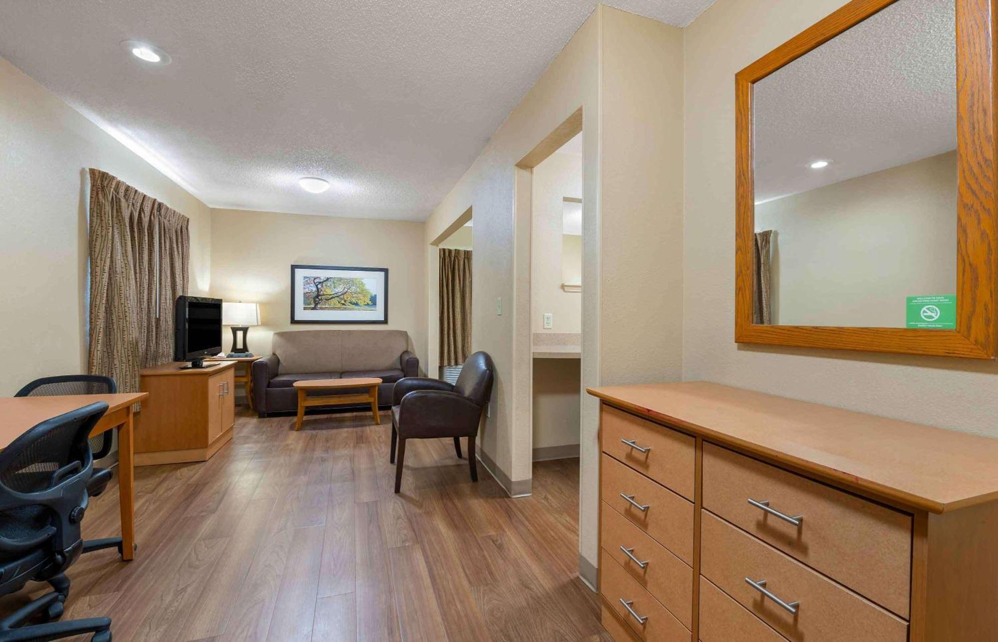 Hotel Extended America - Cleveland - Middleburg Heights